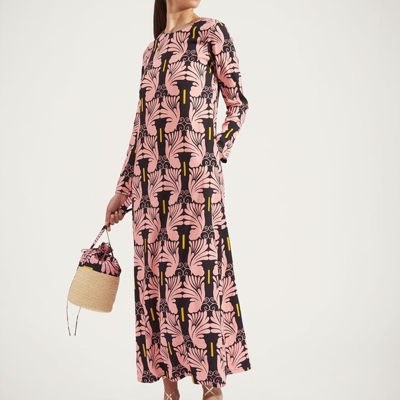 La DoubleJ Long Sleeve Swing Dress - Picture 2 of 12
